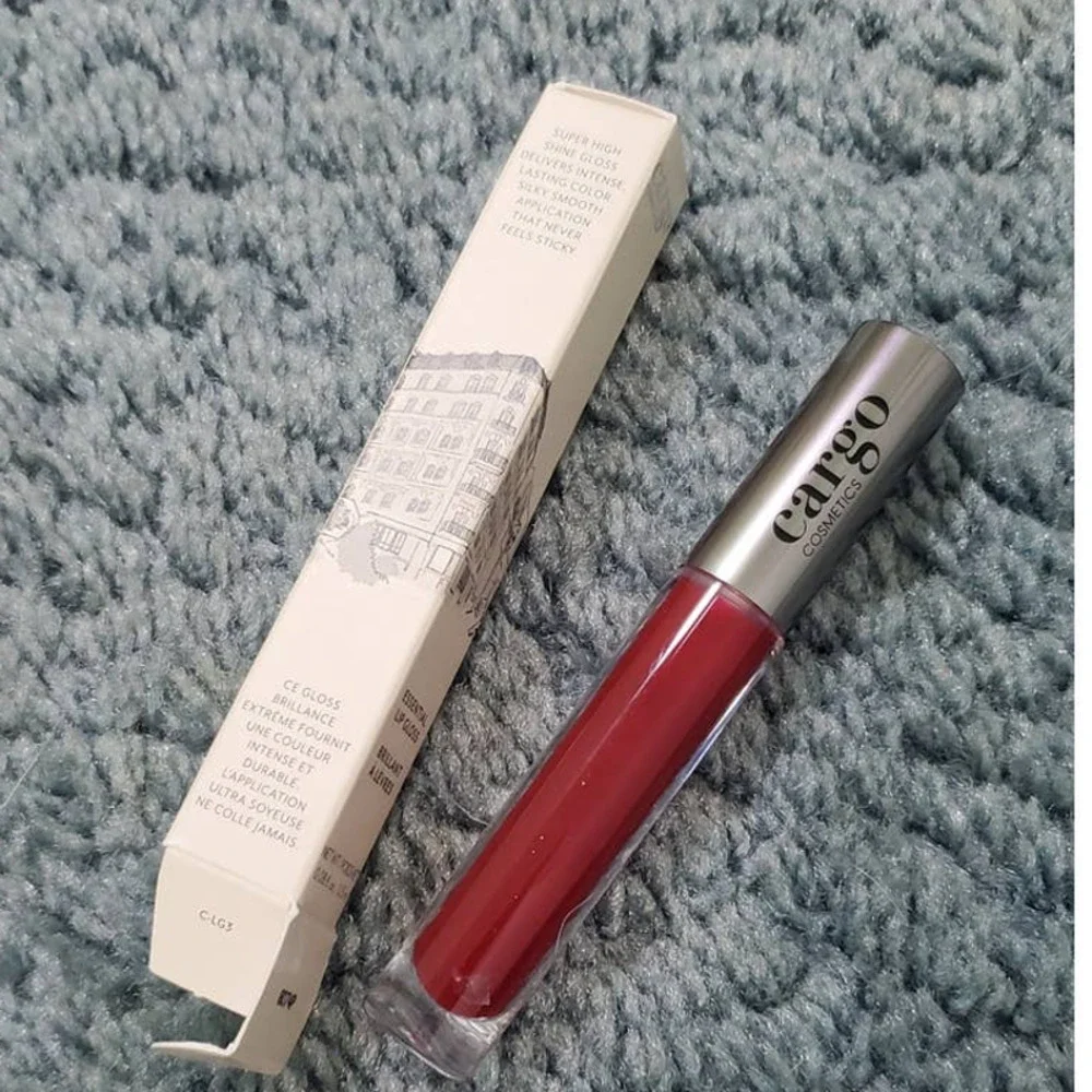NEW! Cargo Essential Lip Gloss Prague